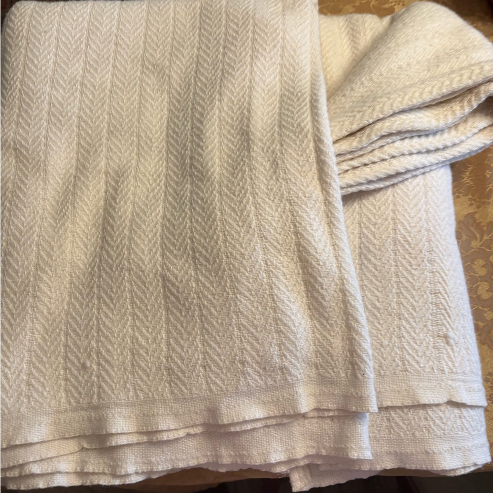Cream Herringbone Merino Wool Blend Full Size Blanket
